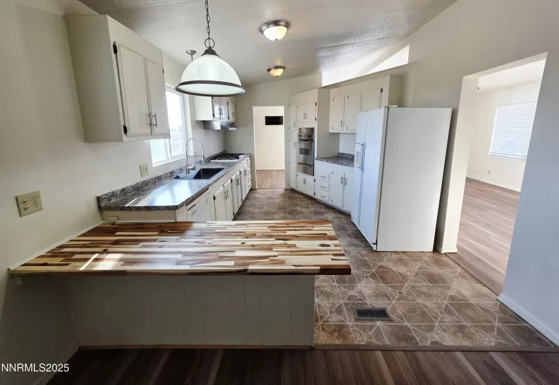 9380 Marshall, Fallon, Nevada 89406, 3 Bedrooms Bedrooms, ,2 BathroomsBathrooms,Residential,Residential,Marshall,250052985