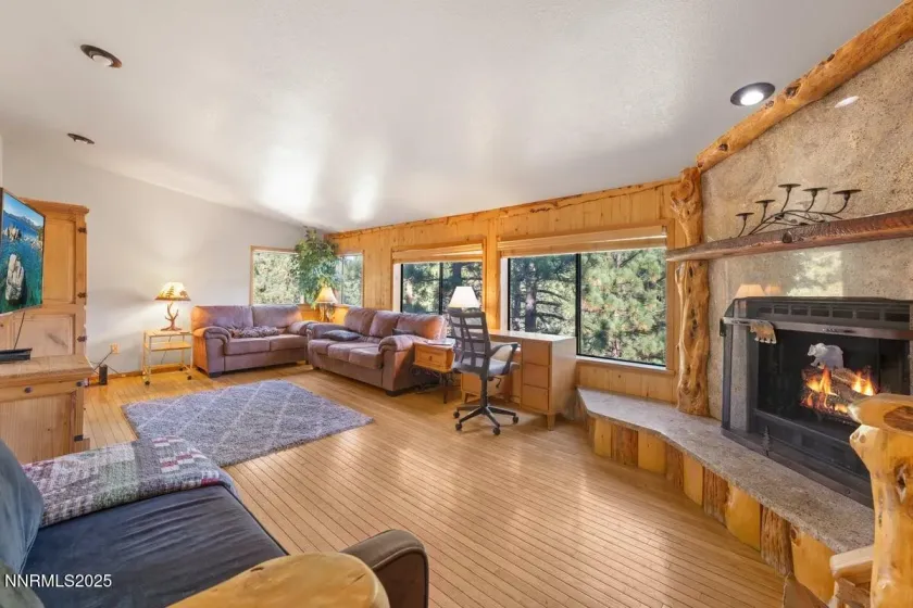 670 Riven Rock, Zephyr Cove, Nevada 89448, 4 Bedrooms Bedrooms, ,3 BathroomsBathrooms,Residential,Residential,Riven Rock,250057606