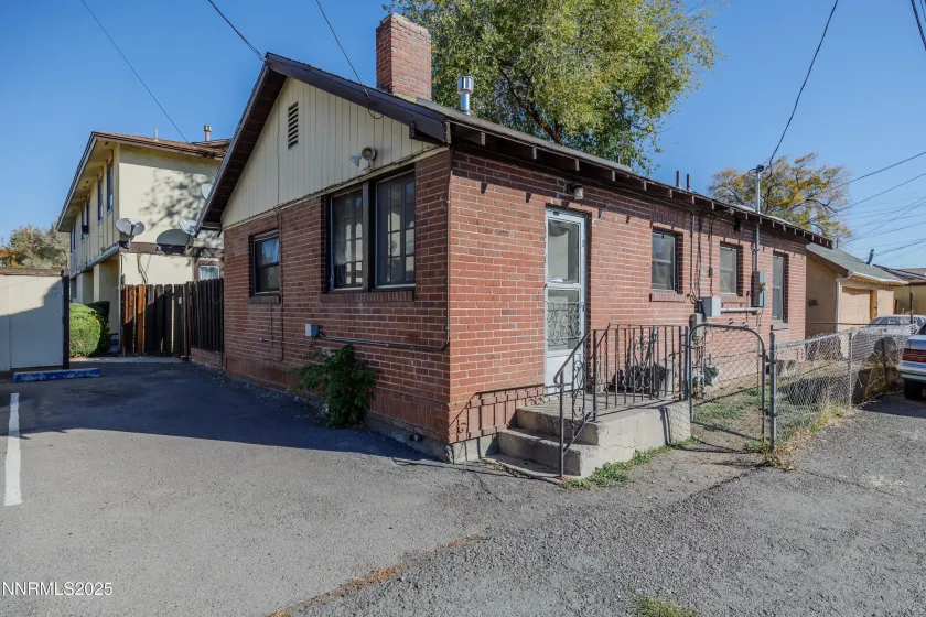 1541 G, Sparks, Nevada 89431, ,Commercial Sale,Residential,G,250057618 1541 G, Sparks, Nevada 89431, ,Commercial Sale,Residential,G,250057618