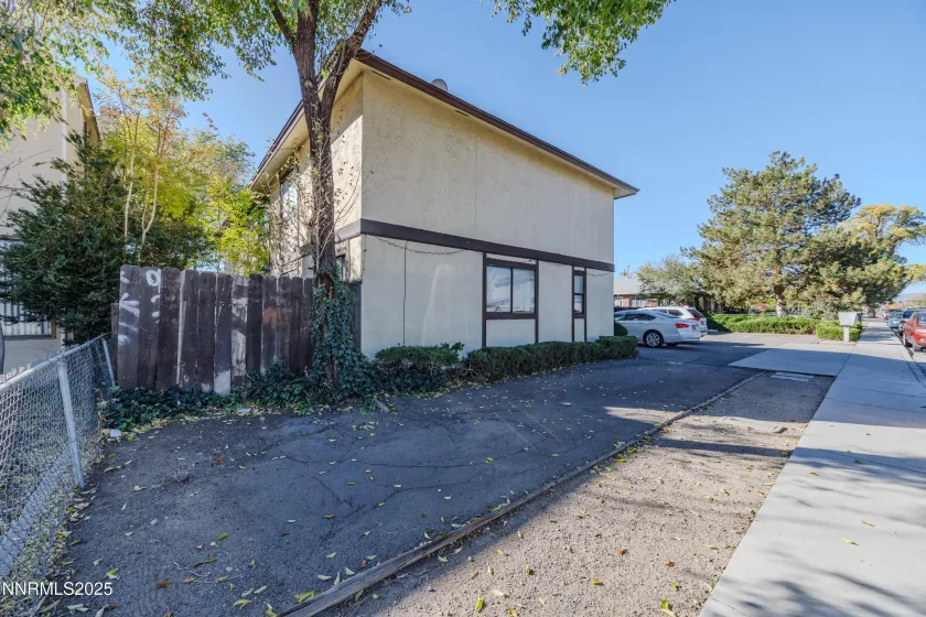 1541 G, Sparks, Nevada 89431, ,Commercial Sale,Residential,G,250057618 1541 G, Sparks, Nevada 89431, ,Commercial Sale,Residential,G,250057618