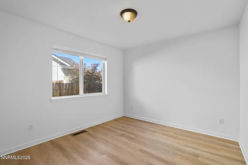 1464 Edlesborough, Gardnerville, Nevada 89410, 3 Bedrooms Bedrooms, ,2 BathroomsBathrooms,Residential,Residential,Edlesborough,250057619