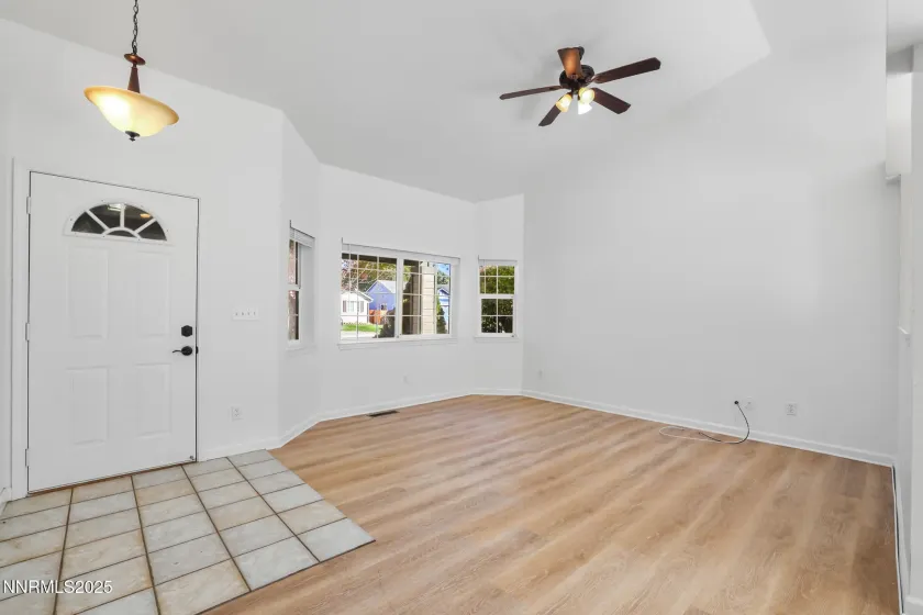 1464 Edlesborough, Gardnerville, Nevada 89410, 3 Bedrooms Bedrooms, ,2 BathroomsBathrooms,Residential,Residential,Edlesborough,250057619