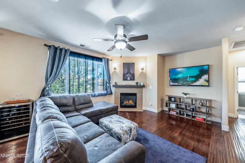 3715 Coastal, Reno, Nevada 89512, 3 Bedrooms Bedrooms, ,3 BathroomsBathrooms,Residential,Residential,Coastal,250057628