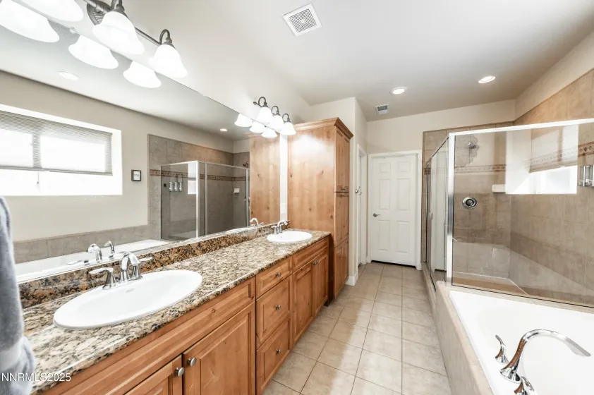 3715 Coastal, Reno, Nevada 89512, 3 Bedrooms Bedrooms, ,3 BathroomsBathrooms,Residential,Residential,Coastal,250057628