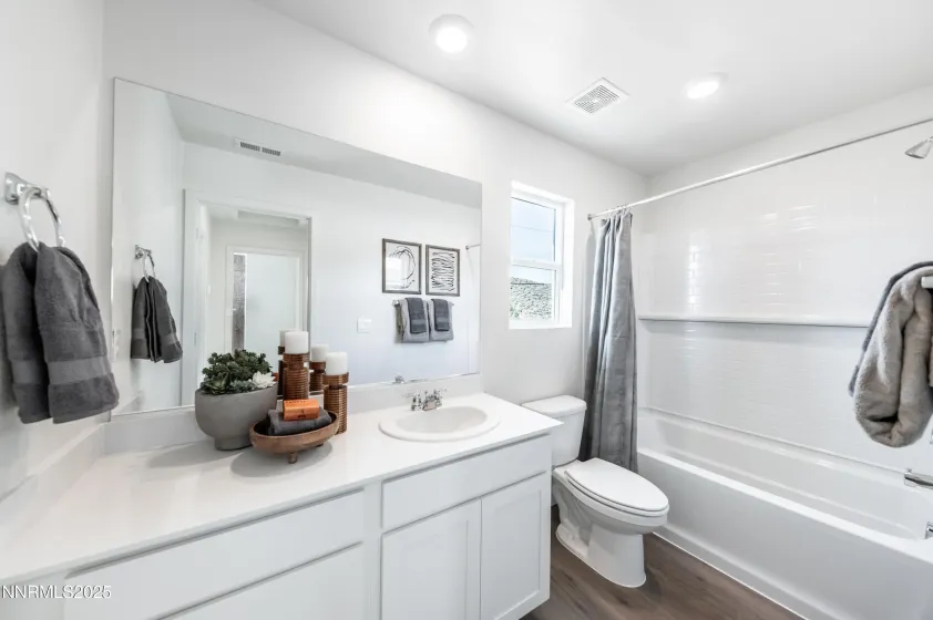 902 Orchard Rock, Reno, Nevada 89506, 3 Bedrooms Bedrooms, ,3 BathroomsBathrooms,Residential,Residential,Orchard Rock,250057629