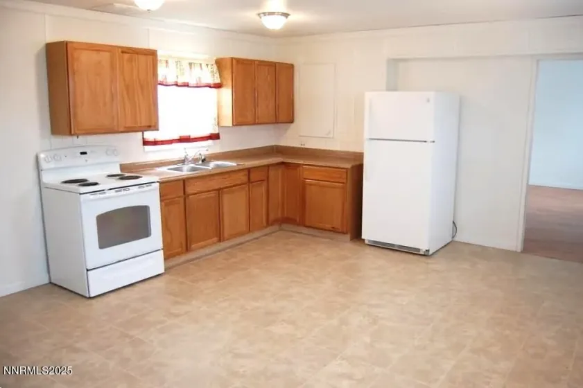 648 Reese Street, Battle Mountain, Nevada 89820, 1 Bedroom Bedrooms, ,1 BathroomBathrooms,Residential,Residential,Reese Street,250057634