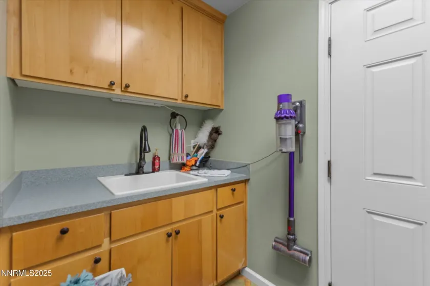 405 Cornerstone, Fallon, Nevada 89406, 4 Bedrooms Bedrooms, ,2 BathroomsBathrooms,Residential,Residential,Cornerstone,250057635