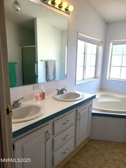 5211 Vanessa, Fallon, Nevada 89406, 3 Bedrooms Bedrooms, ,2 BathroomsBathrooms,Residential,Residential,Vanessa,250051208