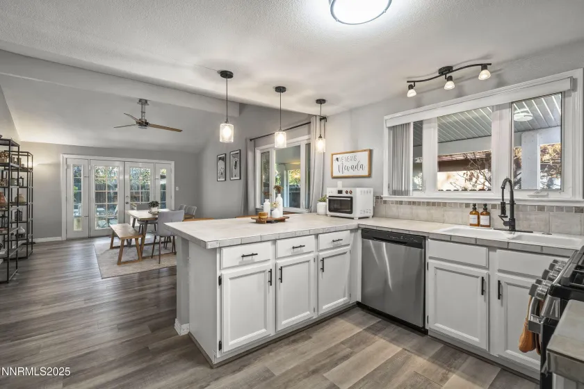 4360 Matich, Reno, Nevada 89502, 3 Bedrooms Bedrooms, ,2 BathroomsBathrooms,Residential,Residential,Matich,250057637