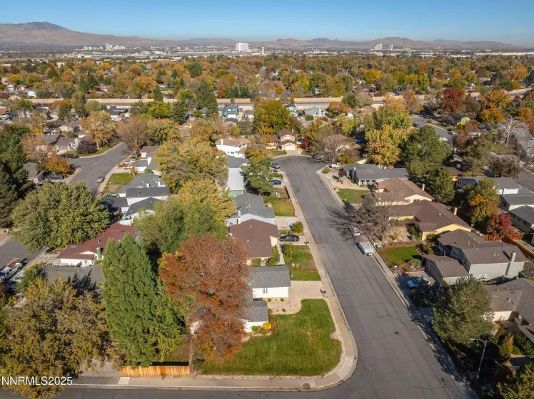 4360 Matich, Reno, Nevada 89502, 3 Bedrooms Bedrooms, ,2 BathroomsBathrooms,Residential,Residential,Matich,250057637