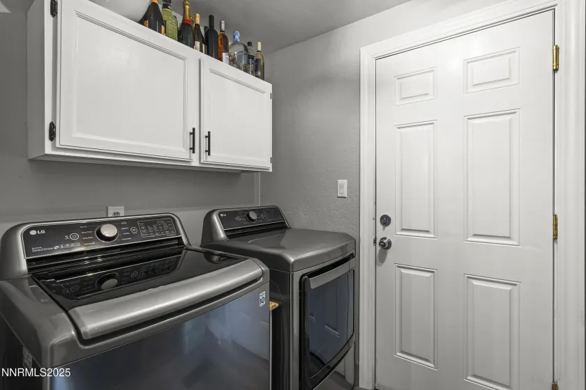 4360 Matich, Reno, Nevada 89502, 3 Bedrooms Bedrooms, ,2 BathroomsBathrooms,Residential,Residential,Matich,250057637