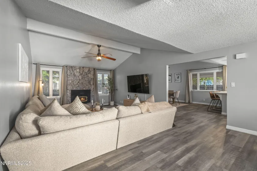 4360 Matich, Reno, Nevada 89502, 3 Bedrooms Bedrooms, ,2 BathroomsBathrooms,Residential,Residential,Matich,250057637