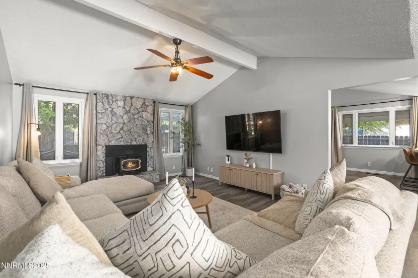 4360 Matich, Reno, Nevada 89502, 3 Bedrooms Bedrooms, ,2 BathroomsBathrooms,Residential,Residential,Matich,250057637