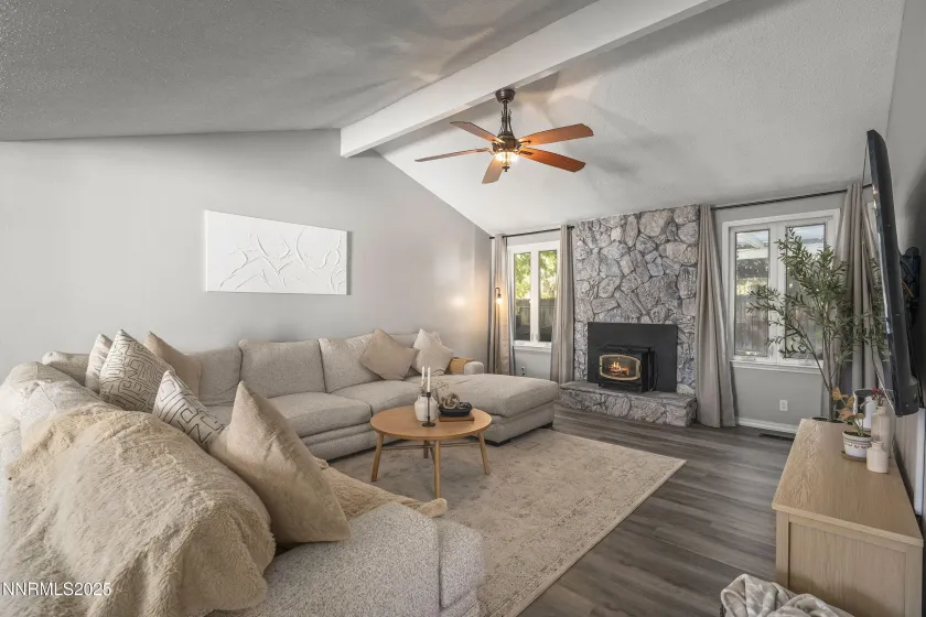 4360 Matich, Reno, Nevada 89502, 3 Bedrooms Bedrooms, ,2 BathroomsBathrooms,Residential,Residential,Matich,250057637