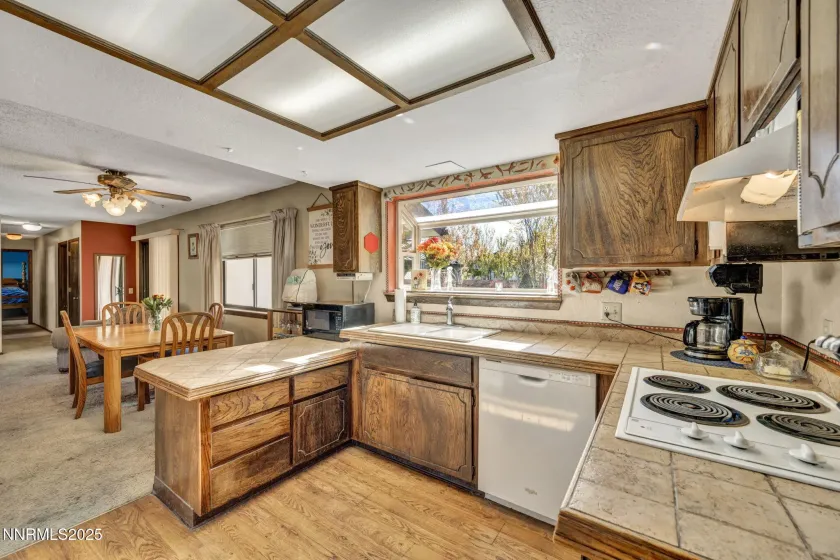 1670 Belarra, Minden, Nevada 89423, 3 Bedrooms Bedrooms, ,3 BathroomsBathrooms,Residential,Residential,Belarra,250057638