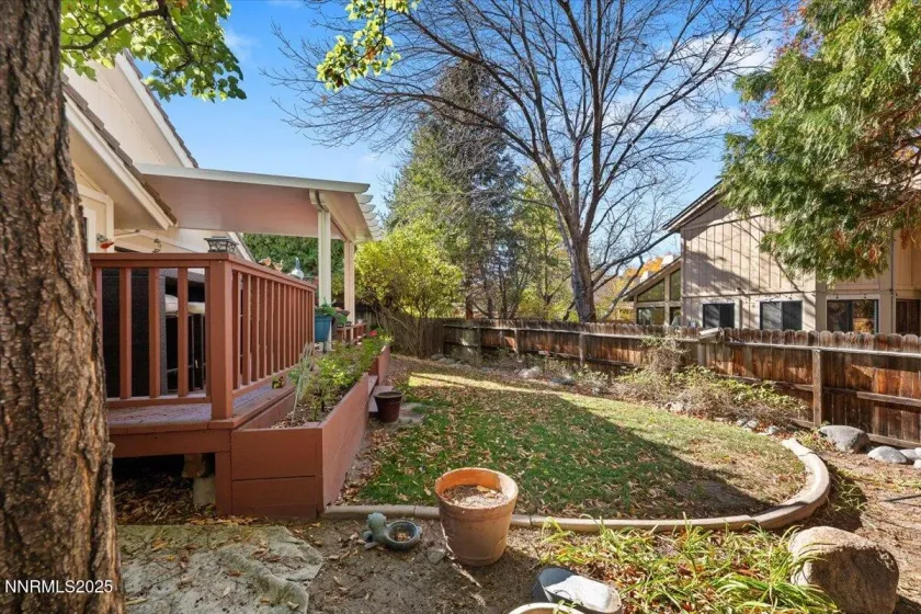 3945 Falling Water, Reno, Nevada 89519, 3 Bedrooms Bedrooms, ,2 BathroomsBathrooms,Residential,Residential,Falling Water,250057639