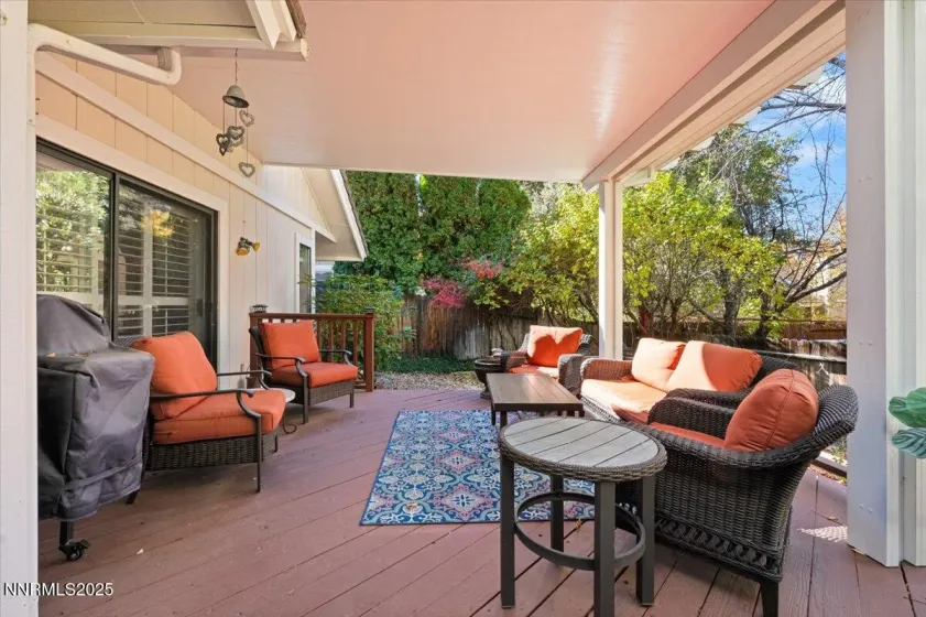 3945 Falling Water, Reno, Nevada 89519, 3 Bedrooms Bedrooms, ,2 BathroomsBathrooms,Residential,Residential,Falling Water,250057639