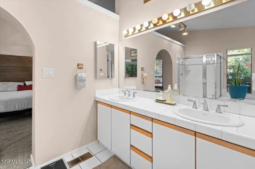 3945 Falling Water, Reno, Nevada 89519, 3 Bedrooms Bedrooms, ,2 BathroomsBathrooms,Residential,Residential,Falling Water,250057639