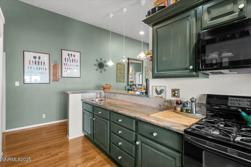 3945 Falling Water, Reno, Nevada 89519, 3 Bedrooms Bedrooms, ,2 BathroomsBathrooms,Residential,Residential,Falling Water,250057639