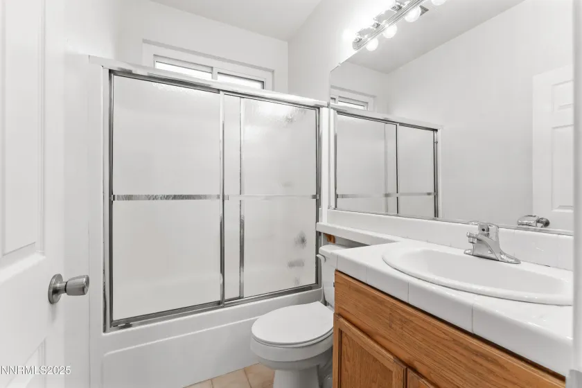 2661 Lawry, Sparks, Nevada 89436, 3 Bedrooms Bedrooms, ,2 BathroomsBathrooms,Residential,Residential,Lawry,250057640