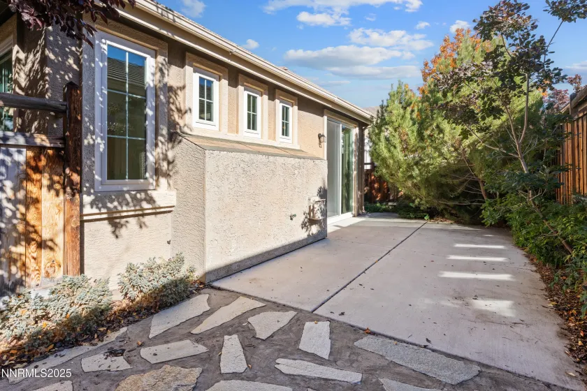 2661 Lawry, Sparks, Nevada 89436, 3 Bedrooms Bedrooms, ,2 BathroomsBathrooms,Residential,Residential,Lawry,250057640