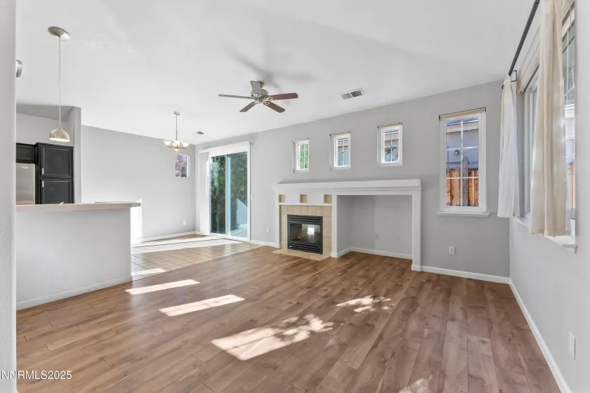 2661 Lawry, Sparks, Nevada 89436, 3 Bedrooms Bedrooms, ,2 BathroomsBathrooms,Residential,Residential,Lawry,250057640