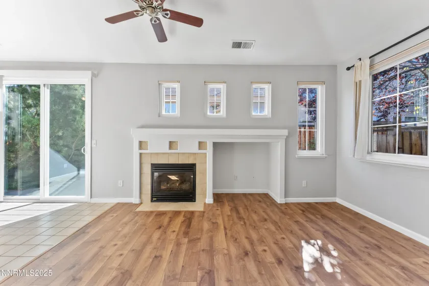 2661 Lawry, Sparks, Nevada 89436, 3 Bedrooms Bedrooms, ,2 BathroomsBathrooms,Residential,Residential,Lawry,250057640