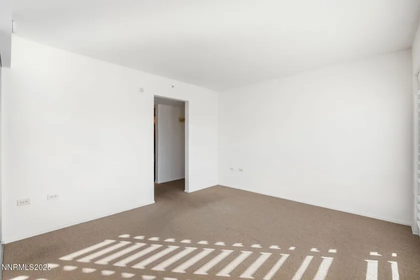 255 Sierra, Reno, Nevada 89501, 2 Bedrooms Bedrooms, ,2 BathroomsBathrooms,Residential,Residential,Sierra,250057645