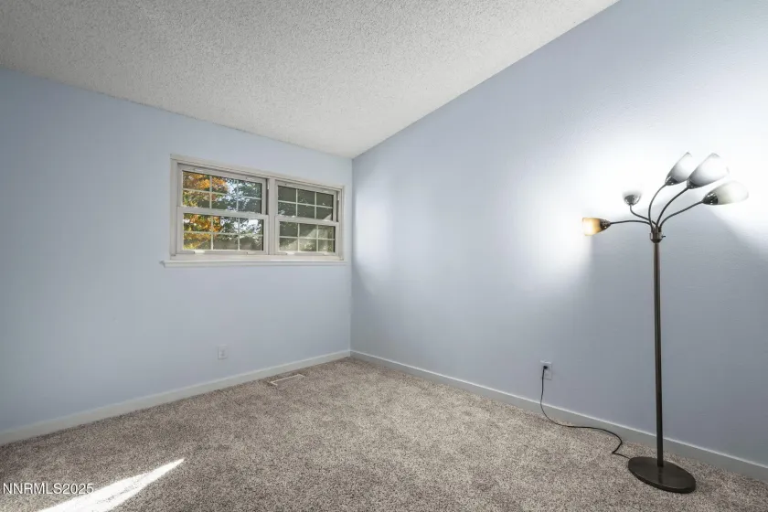 745 Glen Vista, Sparks, Nevada 89434, 4 Bedrooms Bedrooms, ,2 BathroomsBathrooms,Residential,Residential,Glen Vista,250057646