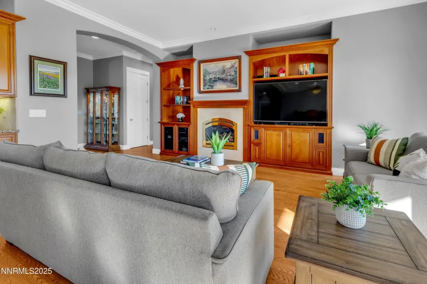 6970 Island Queen, Sparks, Nevada 89436, 3 Bedrooms Bedrooms, ,3 BathroomsBathrooms,Residential,Residential,Island Queen,250057647