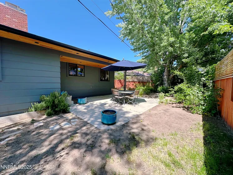 1550 Swan, Reno, Nevada 89509, 3 Bedrooms Bedrooms, ,3 BathroomsBathrooms,Residential,Residential,Swan,250053299