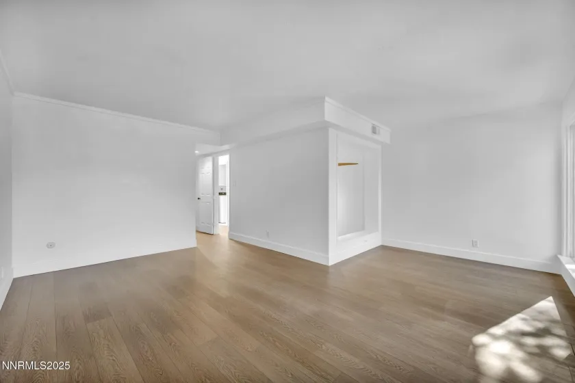 1325 Jones, Reno, Nevada 89503, 2 Bedrooms Bedrooms, ,3 BathroomsBathrooms,Residential,Residential,Jones,250057653