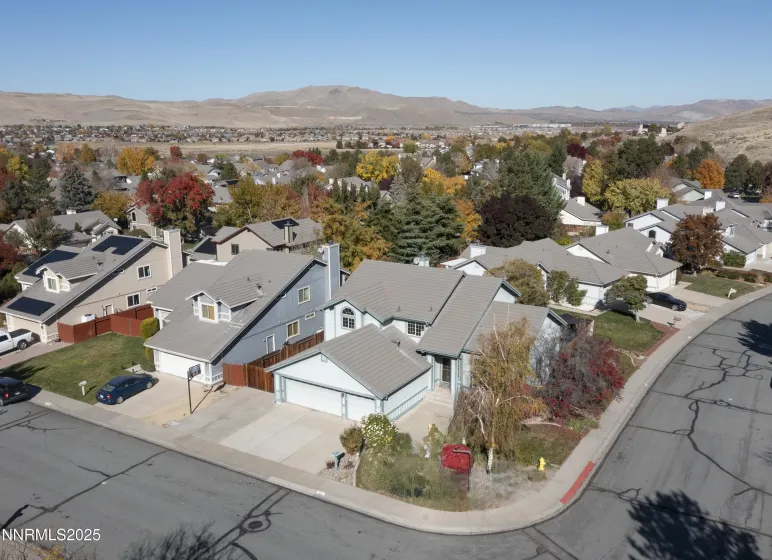 1576 San Pedro, Sparks, Nevada 89436, 4 Bedrooms Bedrooms, ,3 BathroomsBathrooms,Residential,Residential,San Pedro,250057656