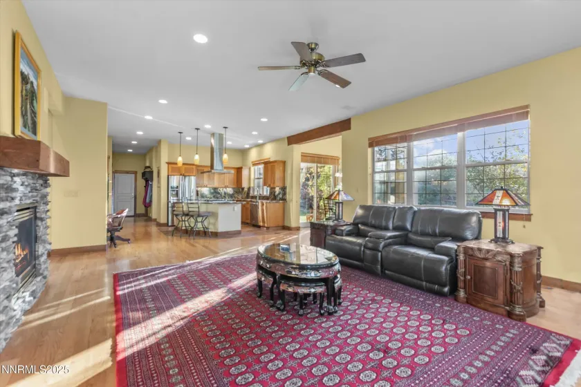 14275 Caballero, Reno, Nevada 89511, 3 Bedrooms Bedrooms, ,4 BathroomsBathrooms,Residential,Residential,Caballero,250057655