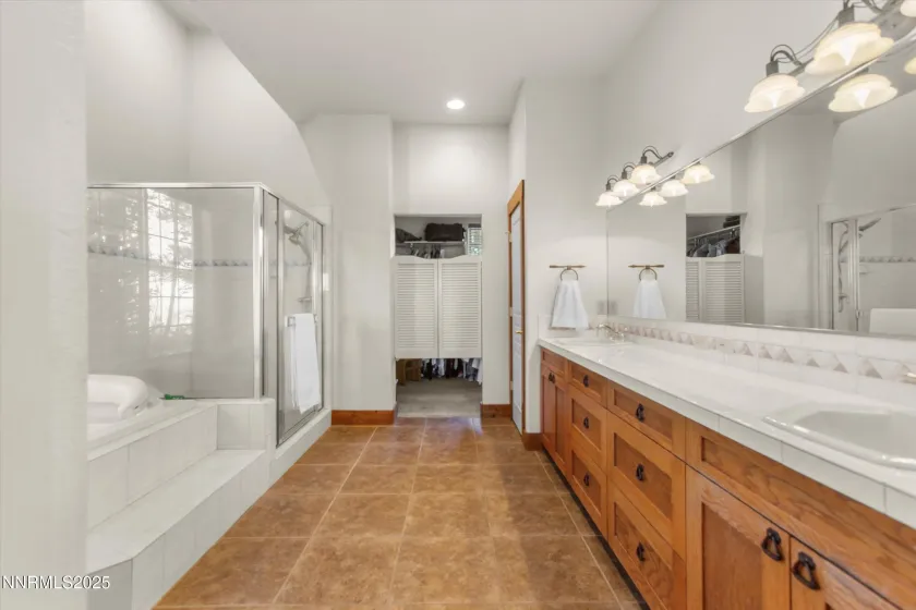 14275 Caballero, Reno, Nevada 89511, 3 Bedrooms Bedrooms, ,4 BathroomsBathrooms,Residential,Residential,Caballero,250057655