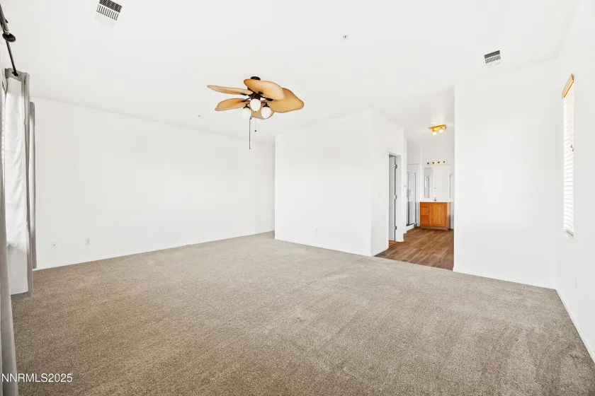 3211 Cityview, Sparks, Nevada 89431, 4 Bedrooms Bedrooms, ,4 BathroomsBathrooms,Residential,Residential,Cityview,250057661