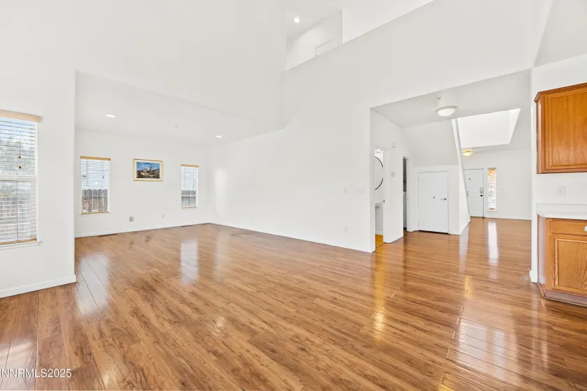 3211 Cityview, Sparks, Nevada 89431, 4 Bedrooms Bedrooms, ,4 BathroomsBathrooms,Residential,Residential,Cityview,250057661