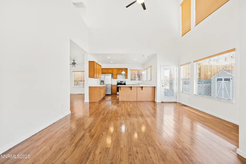 3211 Cityview, Sparks, Nevada 89431, 4 Bedrooms Bedrooms, ,4 BathroomsBathrooms,Residential,Residential,Cityview,250057661