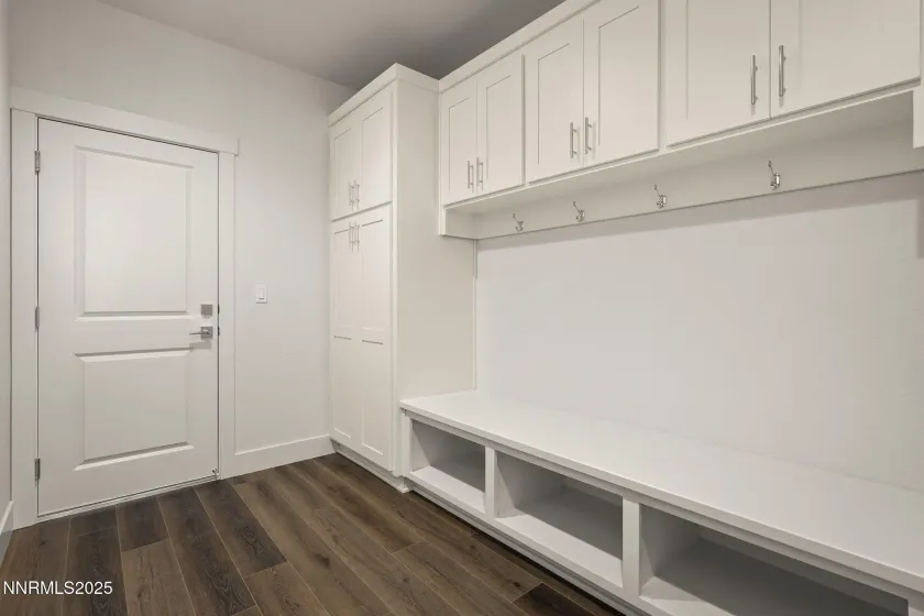 1248 Grove, Carson City, Nevada 89701, 4 Bedrooms Bedrooms, ,4 BathroomsBathrooms,Residential,Residential,Grove,250057660