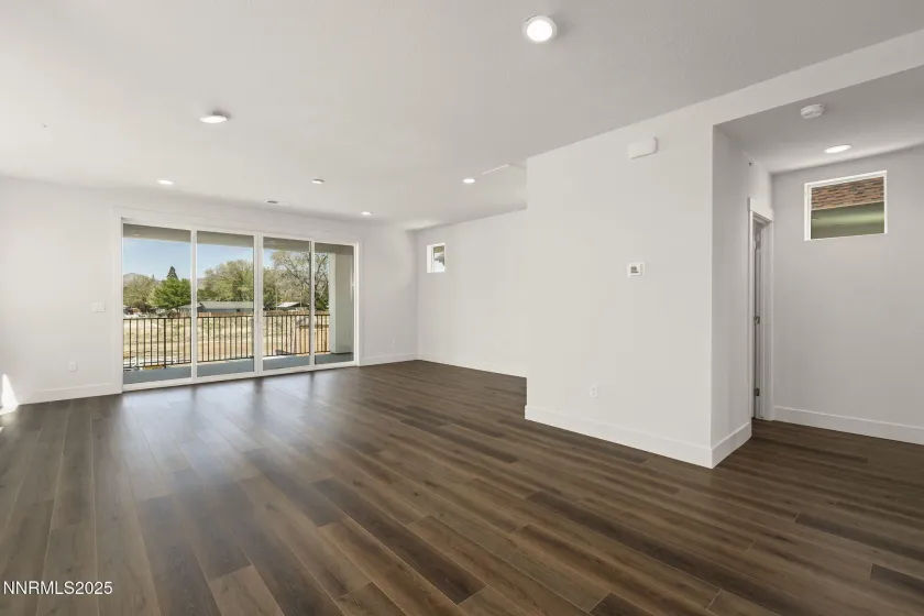 1248 Grove, Carson City, Nevada 89701, 4 Bedrooms Bedrooms, ,4 BathroomsBathrooms,Residential,Residential,Grove,250057660