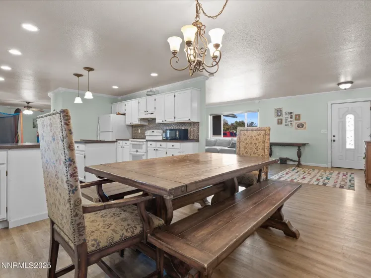 2830 Country Club, Fallon, Nevada 89406, 3 Bedrooms Bedrooms, ,2 BathroomsBathrooms,Residential,Residential,Country Club,250057663