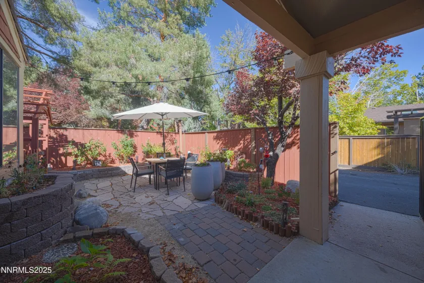 615 Riverview, Reno, Nevada 89509, 2 Bedrooms Bedrooms, ,2 BathroomsBathrooms,Residential,Residential,Riverview,250057665
