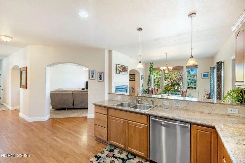 306 San Roma, Dayton, Nevada 89403, 4 Bedrooms Bedrooms, ,3 BathroomsBathrooms,Residential,Residential,San Roma,250057667