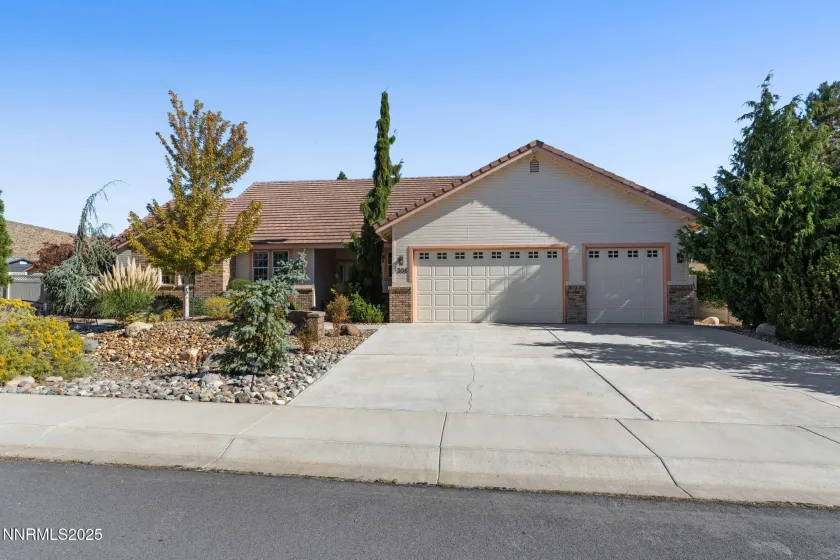 306 San Roma, Dayton, Nevada 89403, 4 Bedrooms Bedrooms, ,3 BathroomsBathrooms,Residential,Residential,San Roma,250057667