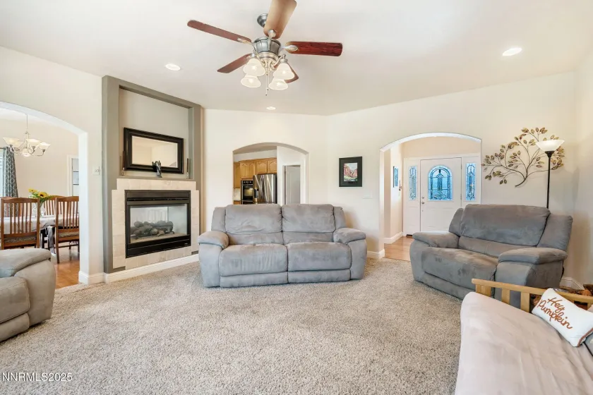 306 San Roma, Dayton, Nevada 89403, 4 Bedrooms Bedrooms, ,3 BathroomsBathrooms,Residential,Residential,San Roma,250057667