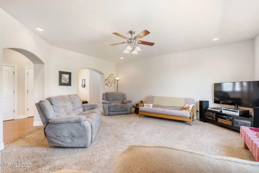 306 San Roma, Dayton, Nevada 89403, 4 Bedrooms Bedrooms, ,3 BathroomsBathrooms,Residential,Residential,San Roma,250057667