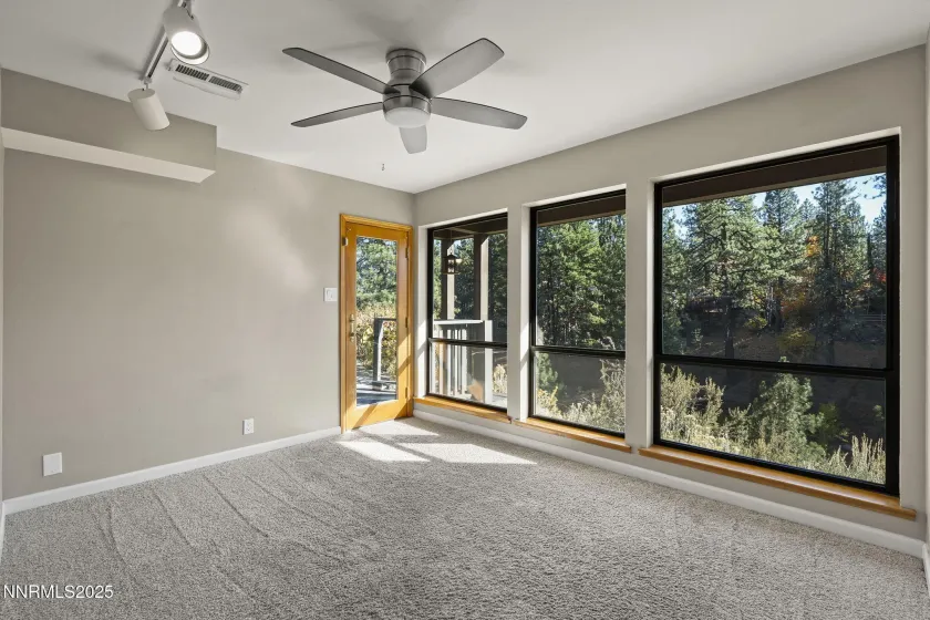 660 Dog Valley, Verdi, Nevada 89439, 4 Bedrooms Bedrooms, ,3 BathroomsBathrooms,Residential,Residential,Dog Valley,250057669