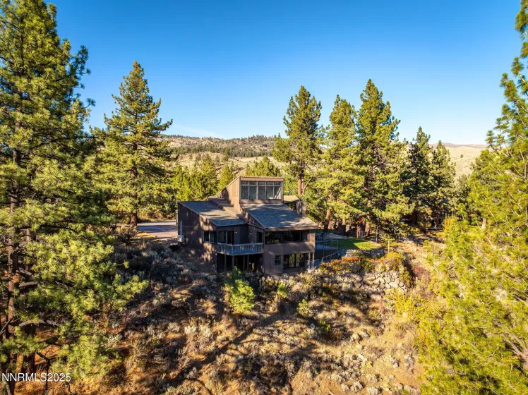 660 Dog Valley, Verdi, Nevada 89439, 4 Bedrooms Bedrooms, ,3 BathroomsBathrooms,Residential,Residential,Dog Valley,250057669