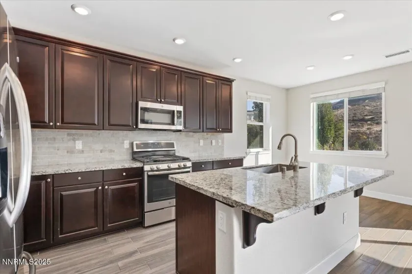 10300 Gold Mine, Reno, Nevada 89521, 4 Bedrooms Bedrooms, ,3 BathroomsBathrooms,Residential,Residential,Gold Mine,250057186