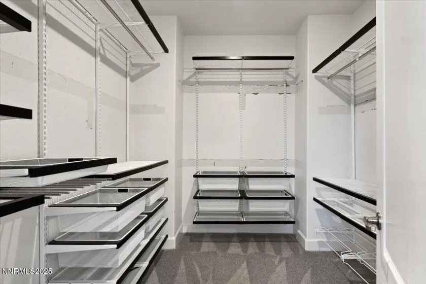 10300 Gold Mine, Reno, Nevada 89521, 4 Bedrooms Bedrooms, ,3 BathroomsBathrooms,Residential,Residential,Gold Mine,250057186